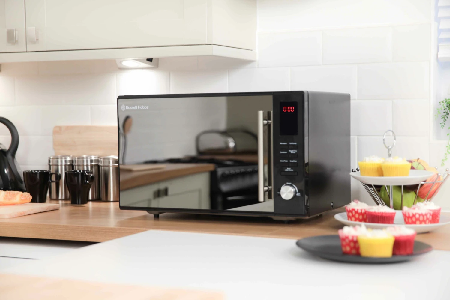 30 Litre Black Digital Combination Microwave 9 30 Litre Black Digital Combination Microwave - Image 7