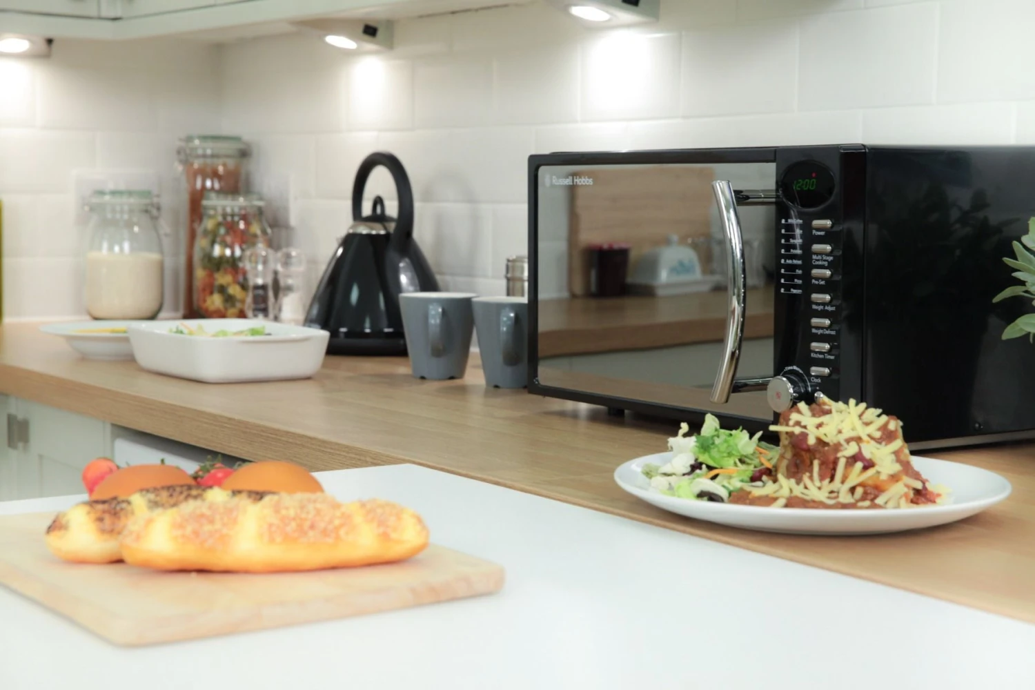 Legacy 17 Litre Black Digital Microwave With Chrome Handle 7 Legacy 17 Litre Black Digital Microwave With Chrome Handle - Image 5