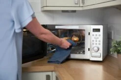 25 Litre Stainless Steel Digital Combination Microwave, Grill & Oven 15 25 Litre Stainless Steel Digital Combination Microwave, Grill & Oven -Deals Russell Hobbs Store rhm2574 lifestyle web 2000px 4 of 6