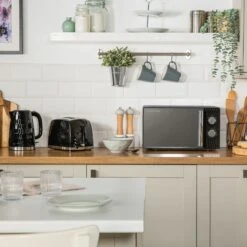 17 Litre Black Honeycomb Manual Microwave -Deals Russell Hobbs Store rhmm715b lifestyle 5