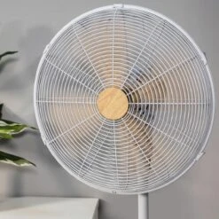 Russell Hobbs 16" Scandi Pedestal Fan in Grey and Wood Effect 13 Russell Hobbs 16" Scandi Pedestal Fan in Grey and Wood Effect -Deals Russell Hobbs Store rhmpf1601wdg lifestyle 2000px 02 1